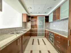Ready To Move in | Modern Unit | Fully Furnished-pic_5